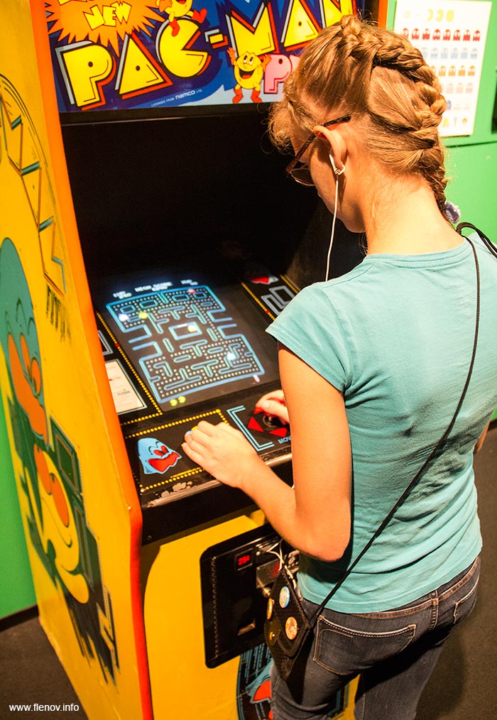 Игровой автомат с Pac-man